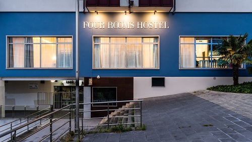 Four Rooms Hostel